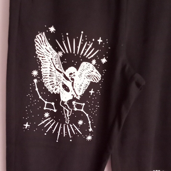 Angel Energy ⛮ 222 Black Jogger Sweatpants Sz Medium  Inseam:27.5" R:13.5" - Picture 3 of 6